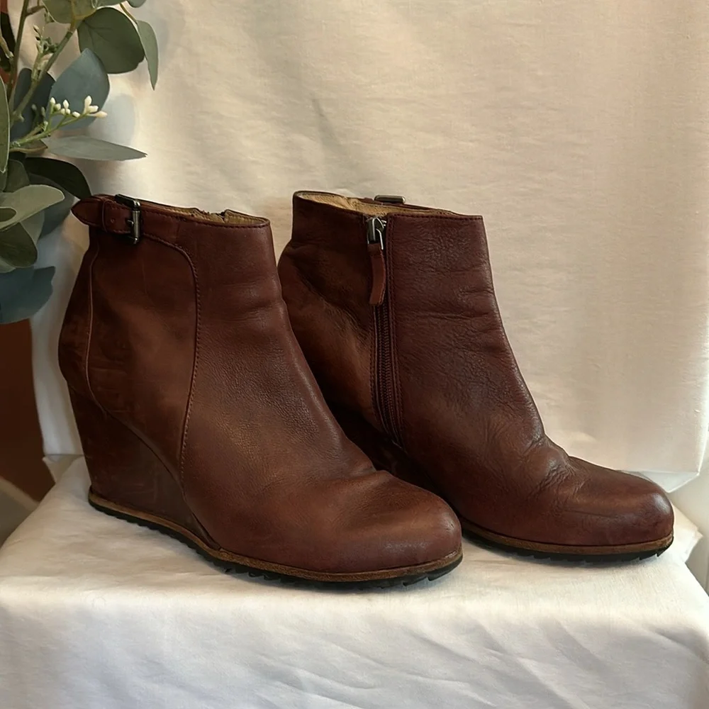 Anthropologie | Biala | distressed | burgundy brown | wedge | 39M/8 | booties - Picture 2 of 16